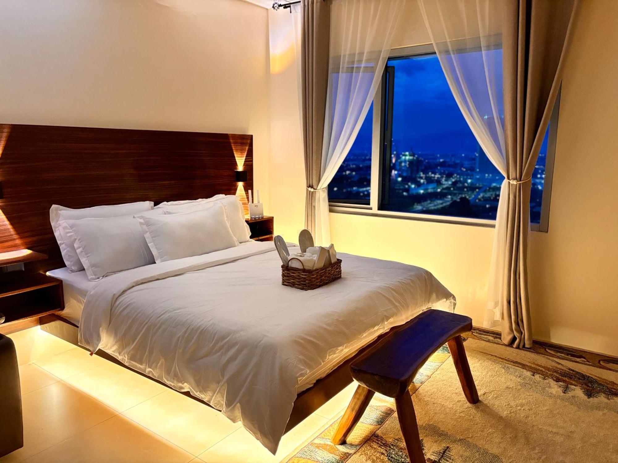 La Amore Place Pasig City Eksteriør billede