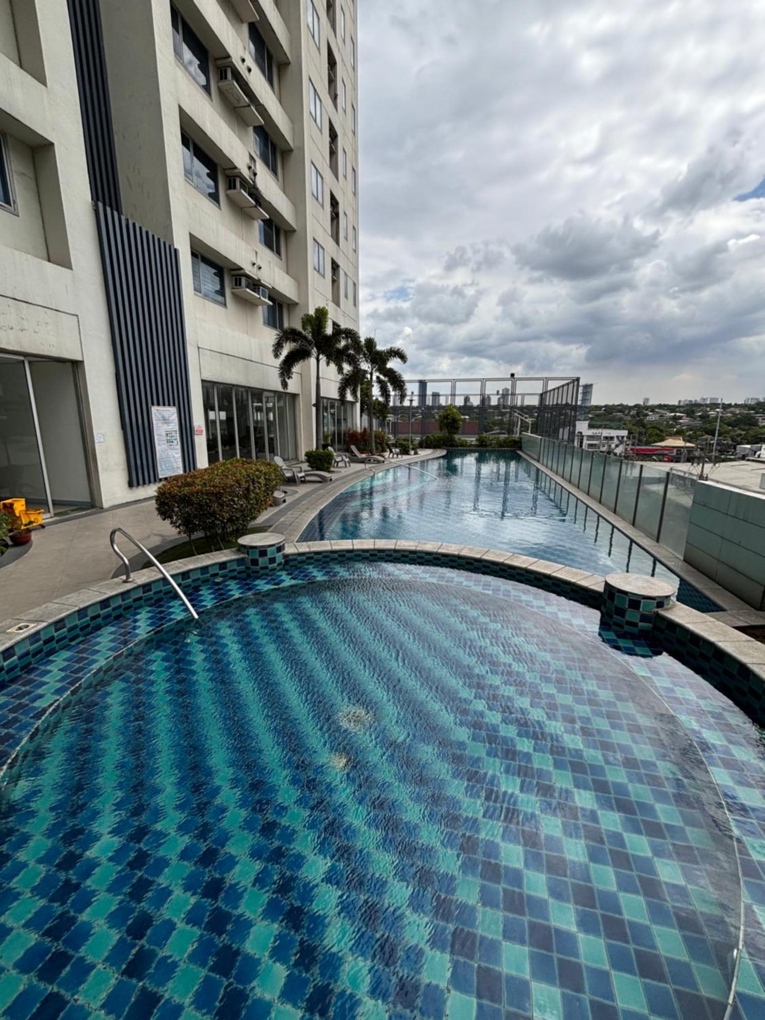 La Amore Place Pasig City Eksteriør billede